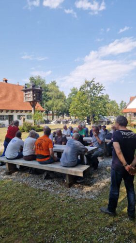 Tho Hirsch 26-08-02 at 14.26.31 (2)