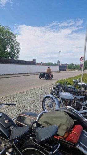 Tho Hirsch 26-08-02 at 14.26.34 (3)
